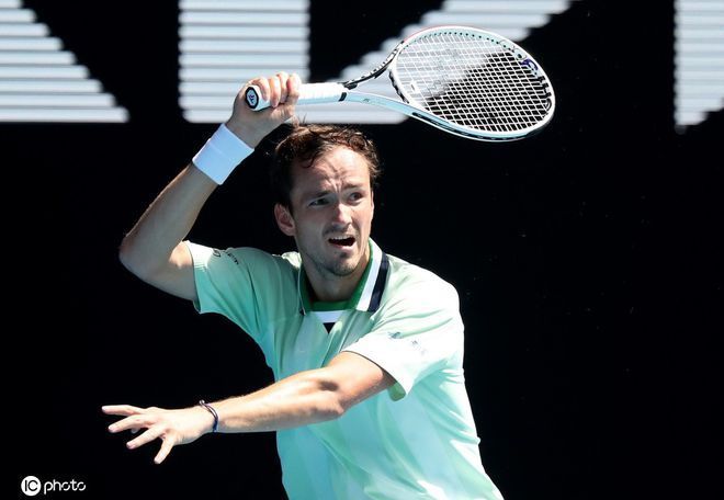 为球队拿下 为球队拿下